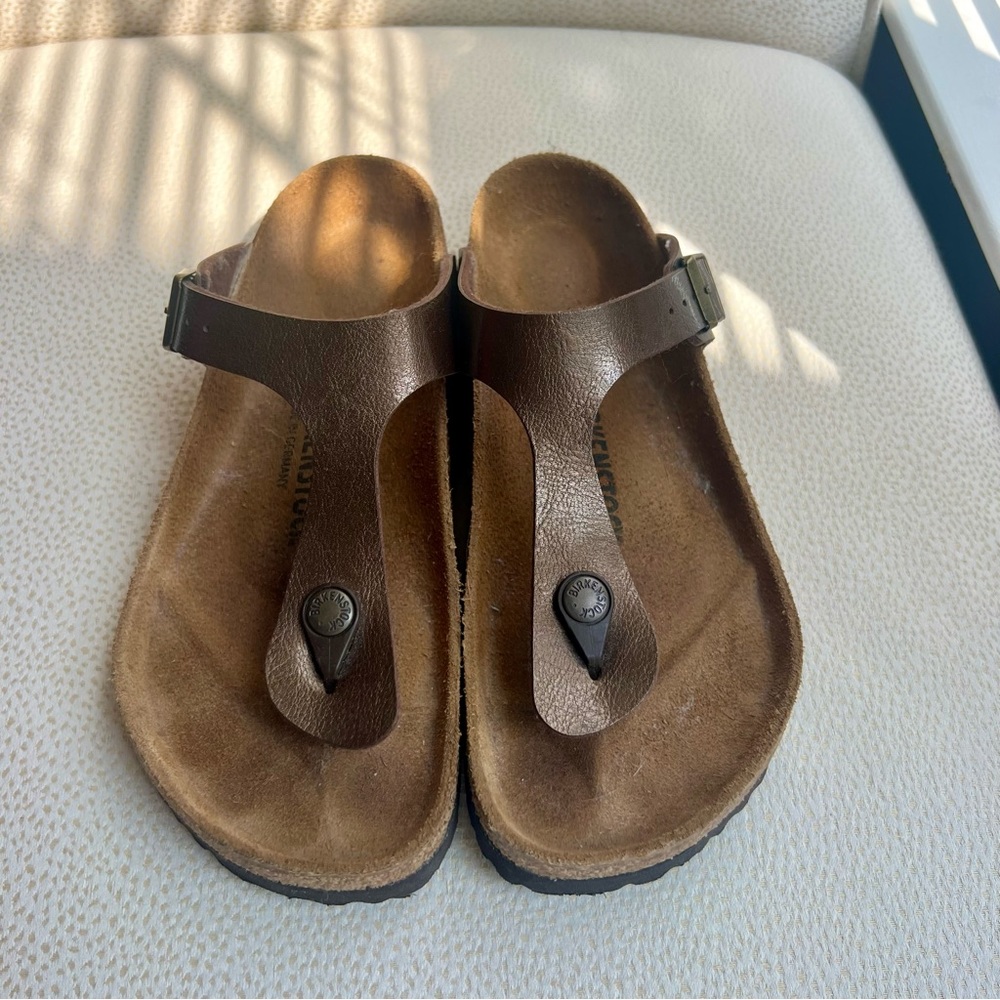 Birkenstock Gizeh Sandal - 38